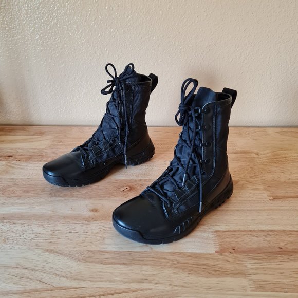 Nike Air SFB 8" Special Field ACG Black Tactical Combat Boots 7 Utility Military - Picture 1 of 9